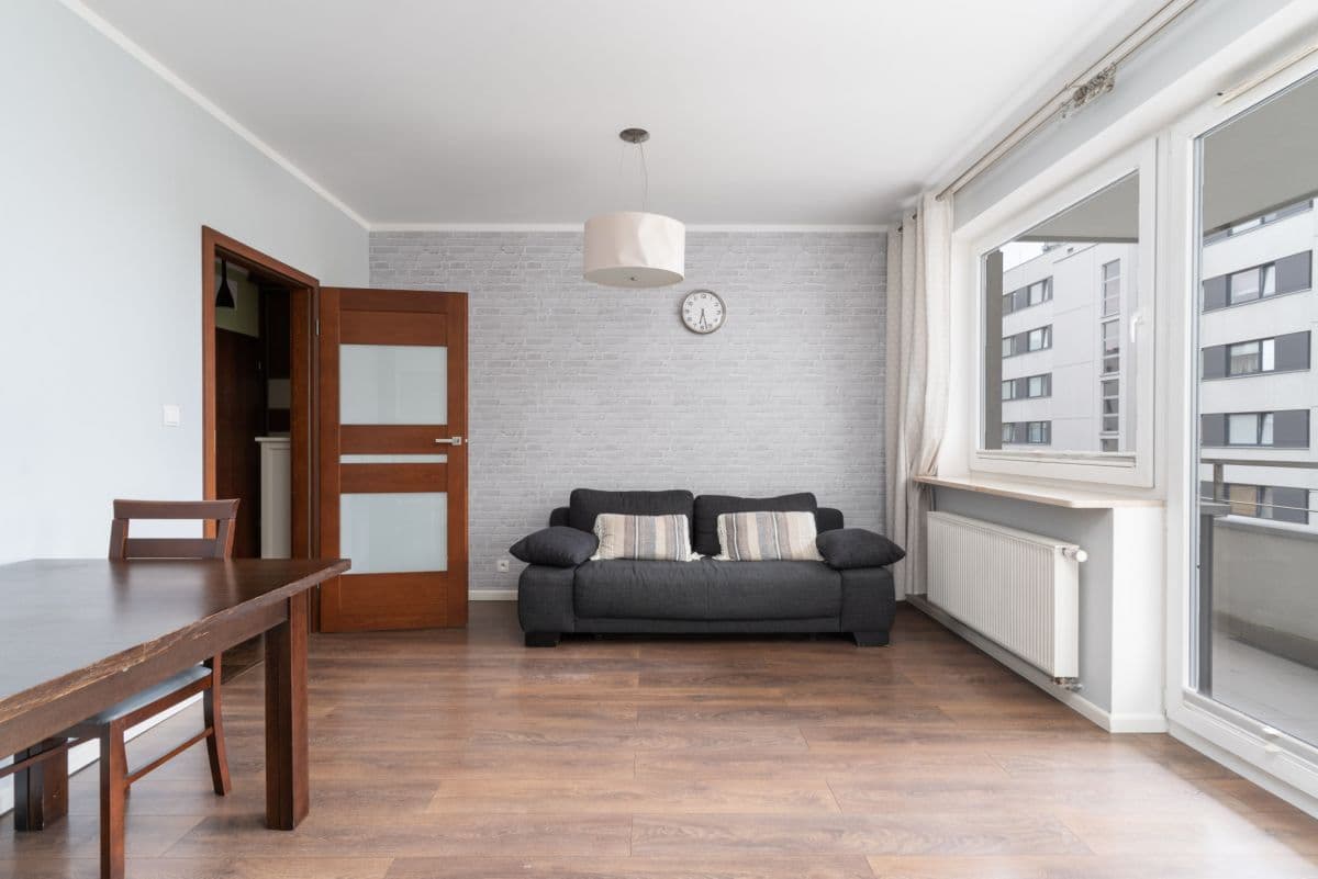 Spacious 3-room apartment in green Bemowo – 2