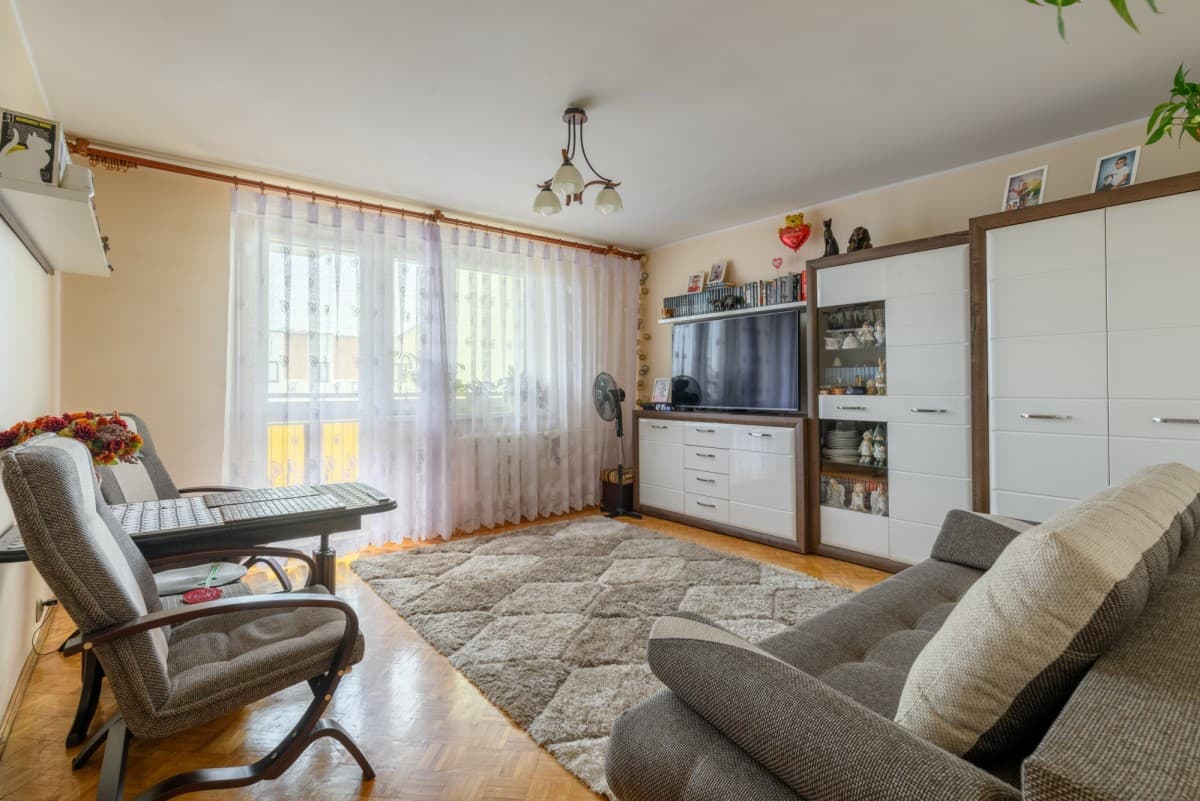 Spacious family apartment in green Bielany district – 5