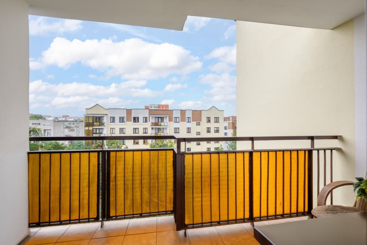Spacious family apartment in green Bielany district – 11