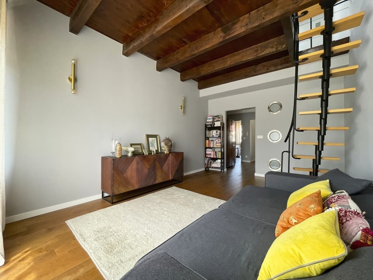Spacious 3-room apartment with pool access in Konstancin – 3