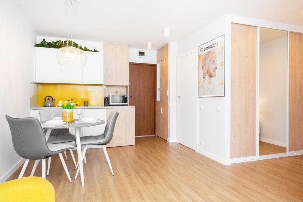 Furnished studio in central Warsaw with parking – 6