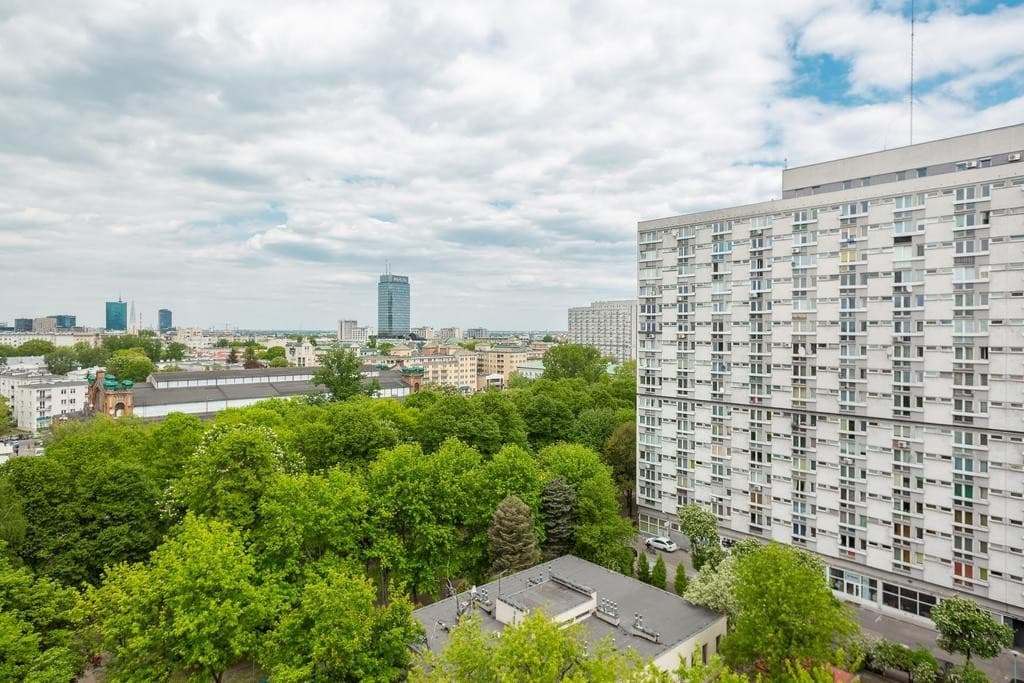 Furnished studio in central Warsaw with parking – 13
