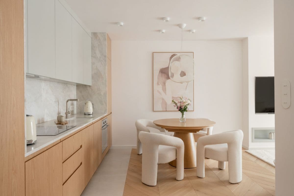 Stylish 3-room apartment with park view balcony – 3