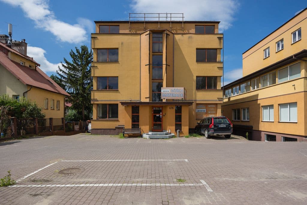 Multifamily building with flexible layout options – 2