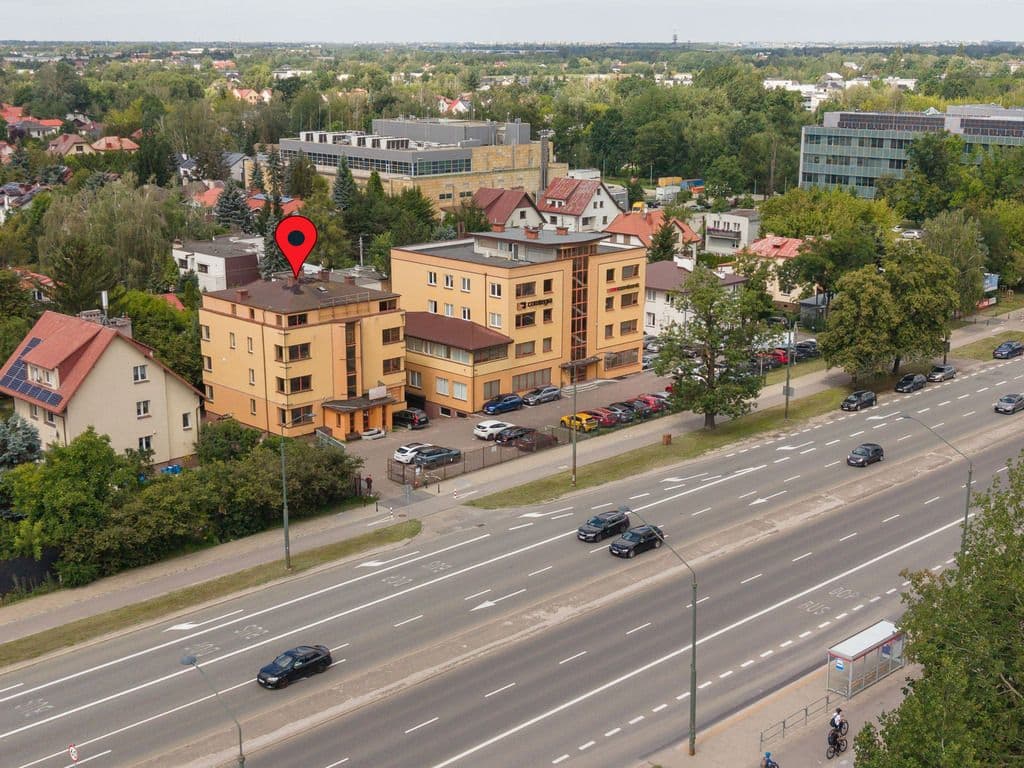Multifamily building with flexible layout options – 3