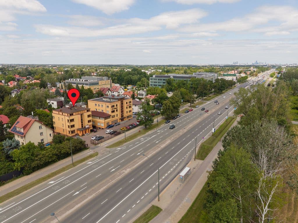 Multifamily building with flexible layout options – 5