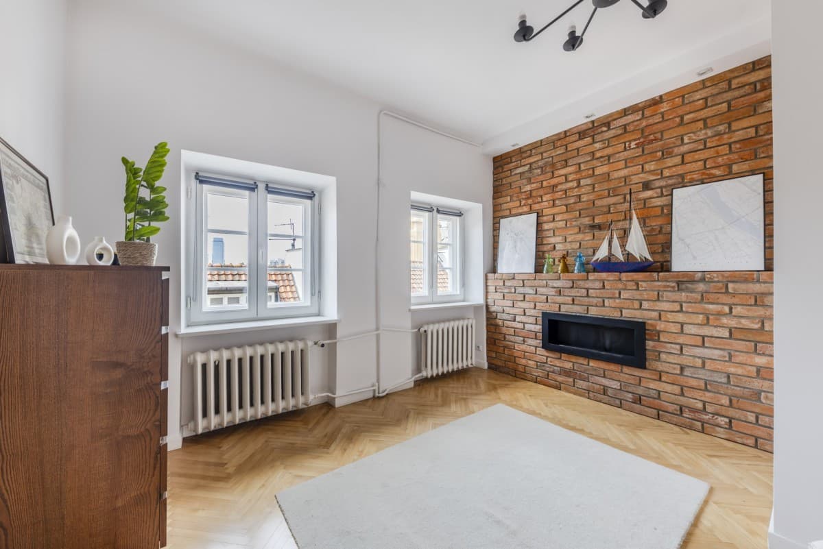 Charming 3-room apartment in historical Old Town – 4