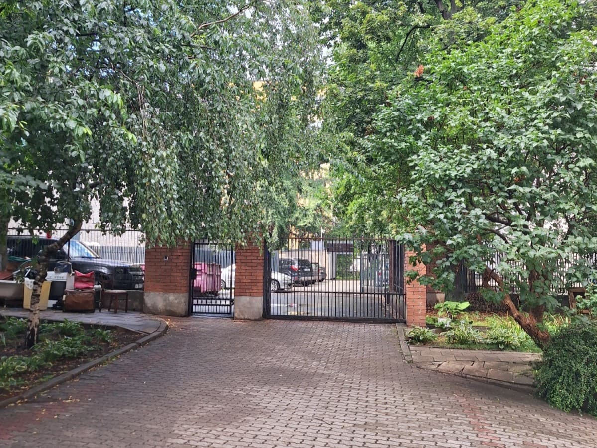 Garage for rent in Saska Kępa on Angorska St. – 9