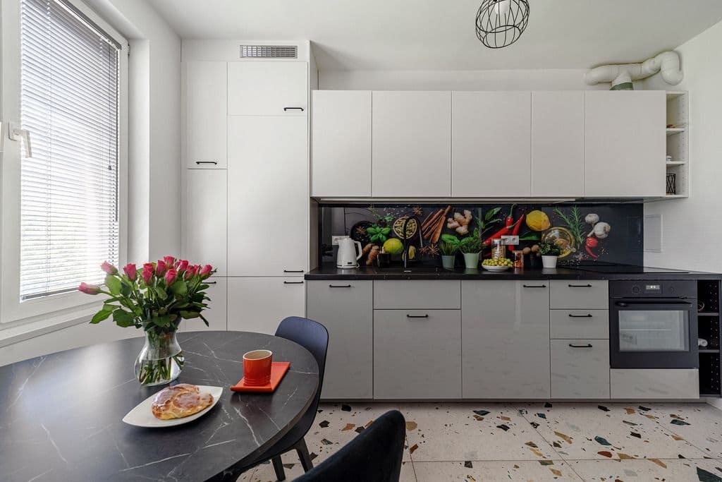 Modern loft apartment with city views in Warsaw – 1