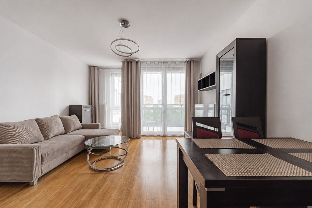 Spacious 3-room apartment with garage parking in Bemowo – 2