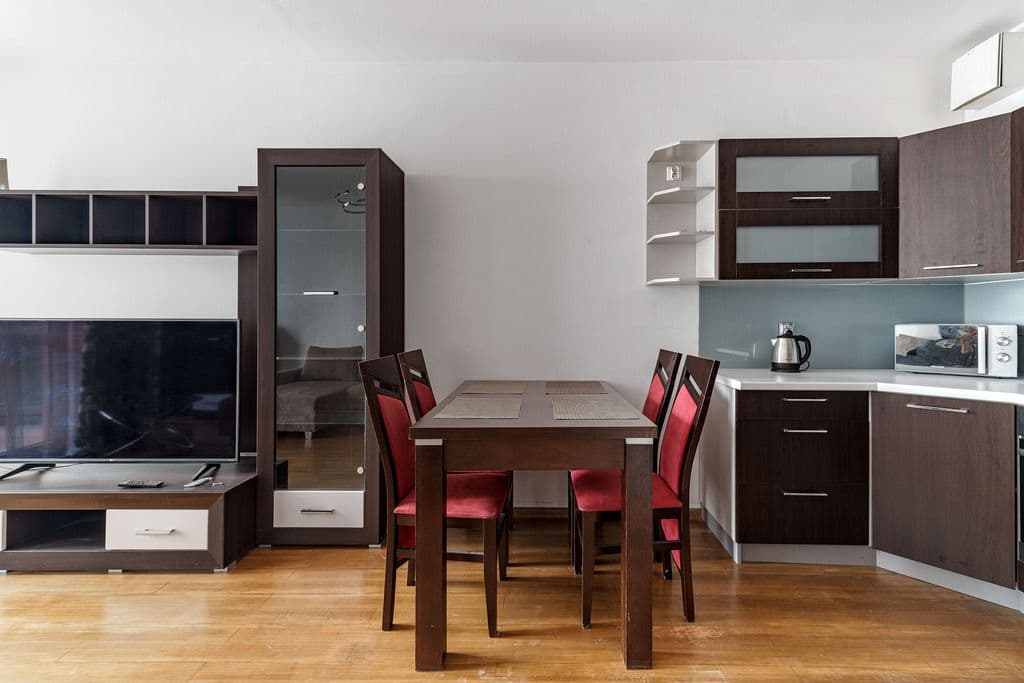 Spacious 3-room apartment with garage parking in Bemowo – 7