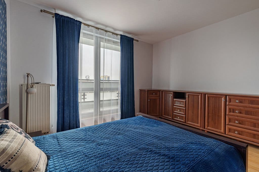 Spacious 3-room apartment with garage parking in Bemowo – 13