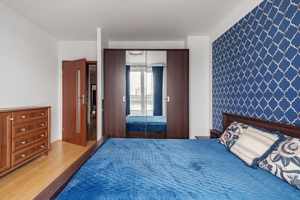 Spacious 3-room apartment with garage parking in Bemowo – 14
