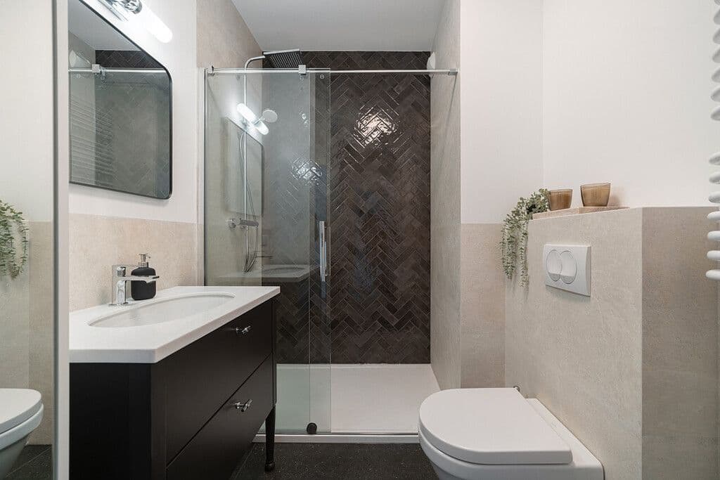 Spacious studio with balcony in secure community – 7