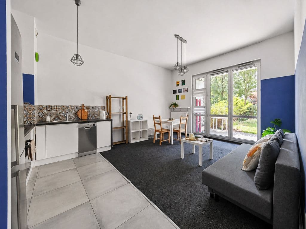 High ceilings and private garden in Ursynów – 1
