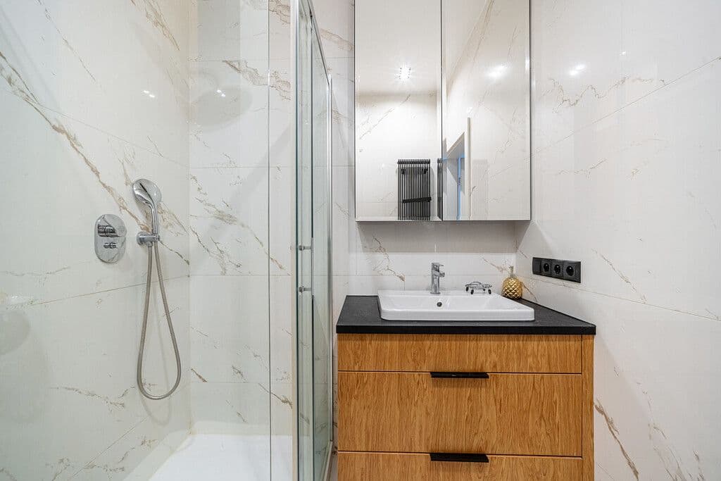 Spacious apartment with balcony in Praga Południe – 7