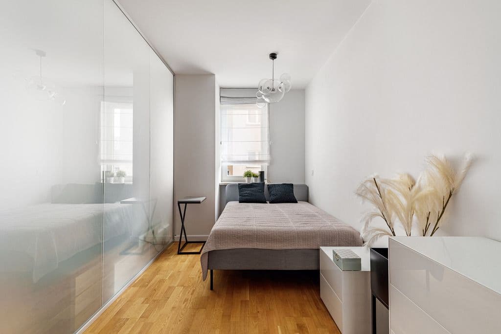 Modern apartment in Wola Tower with garage rental – 10