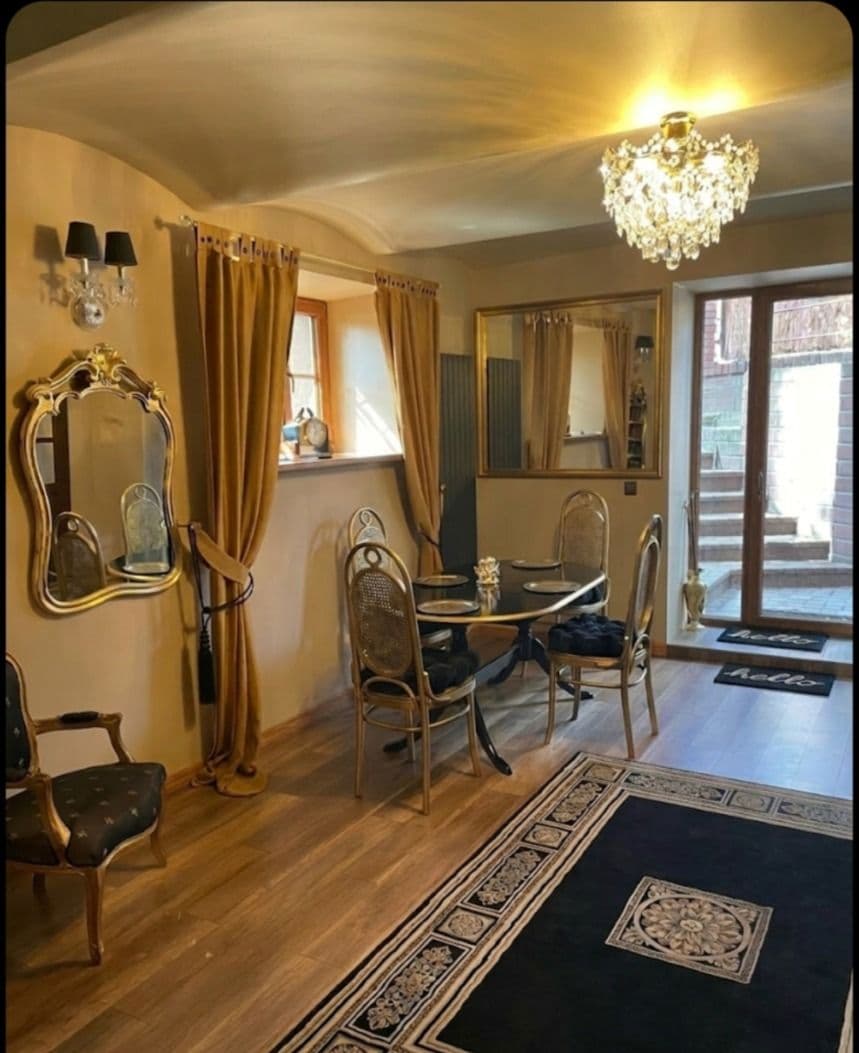 Unique villa half in historic Żoliborz – 10