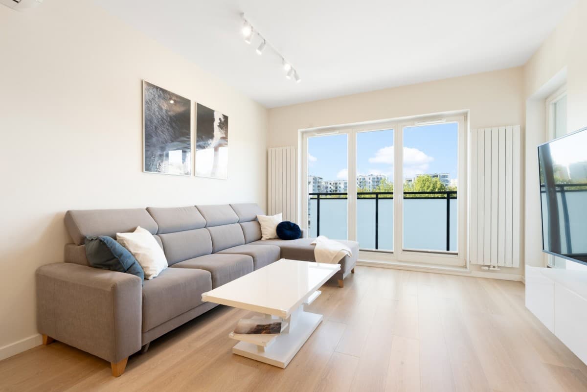 Spacious 2-room apartment near Młociny Metro – 2