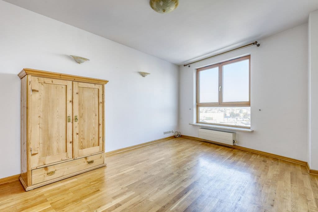 Prestigious apartment with stunning views near Westfield – 8
