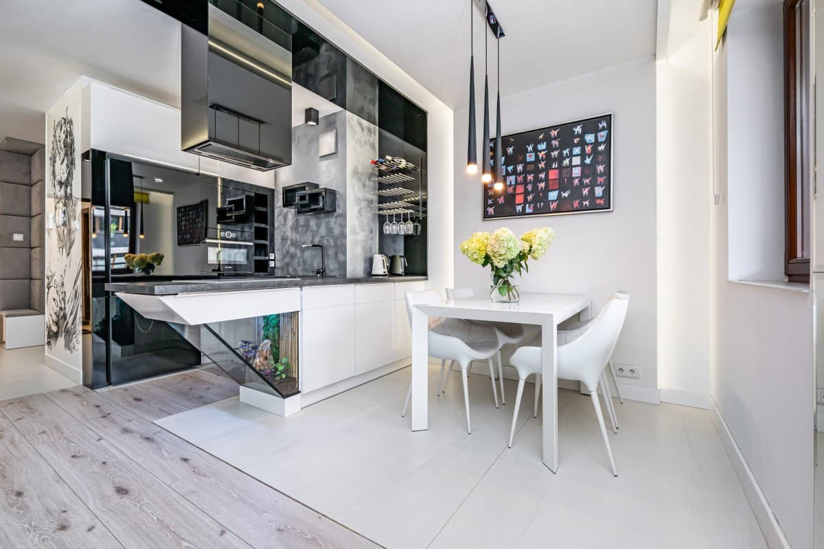 Modern 3-room apartment with large terrace in Praga – 13