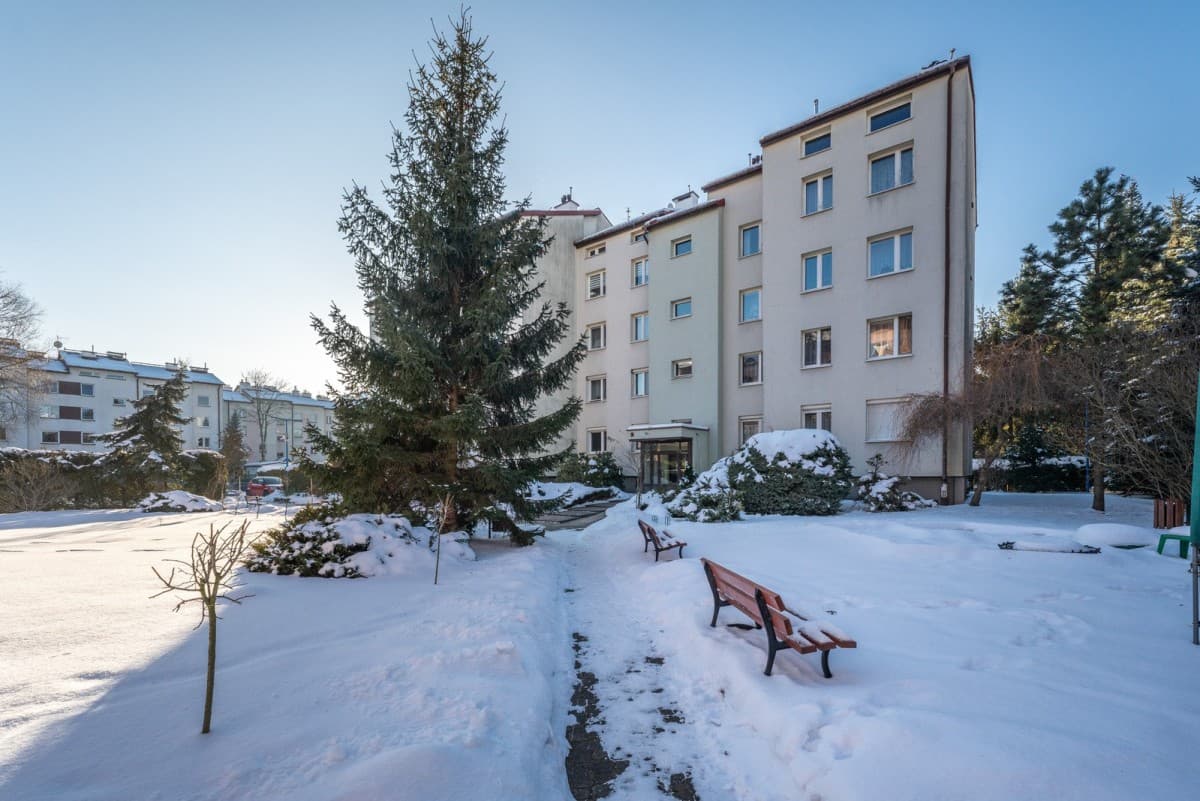 Cozy 2-room apartment in green Wesoła neighborhood – 18