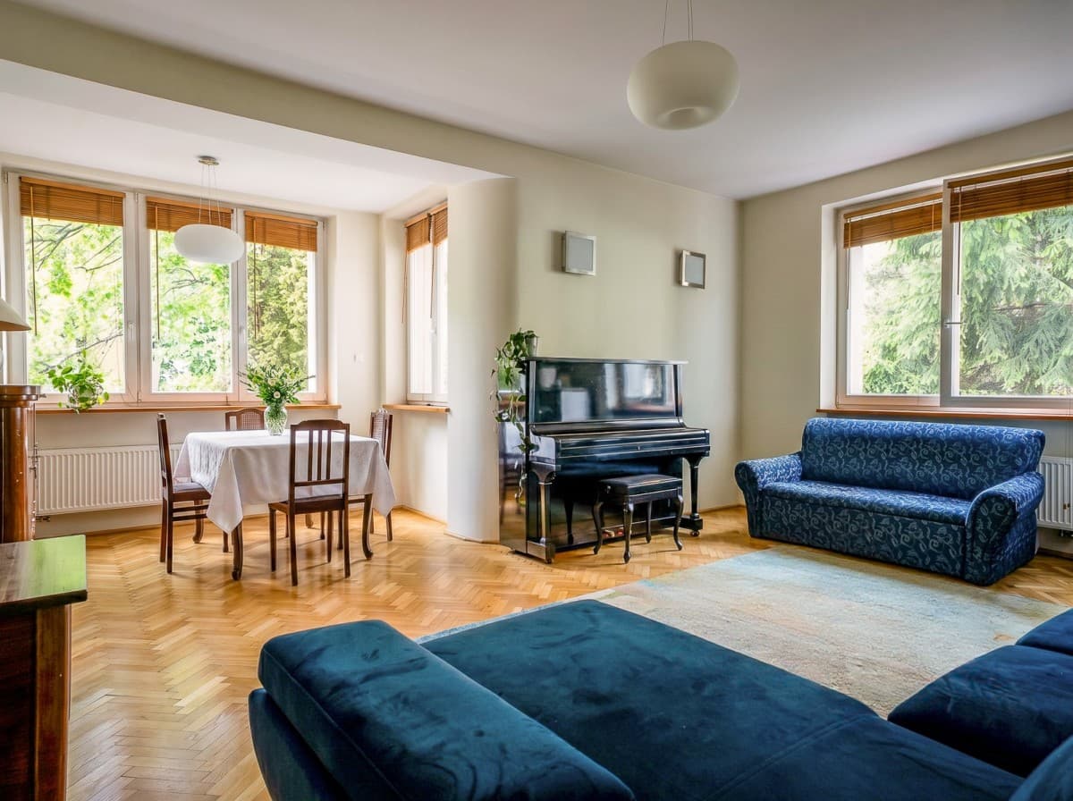 Spacious five-bedroom house with garden in Sadyba – 4