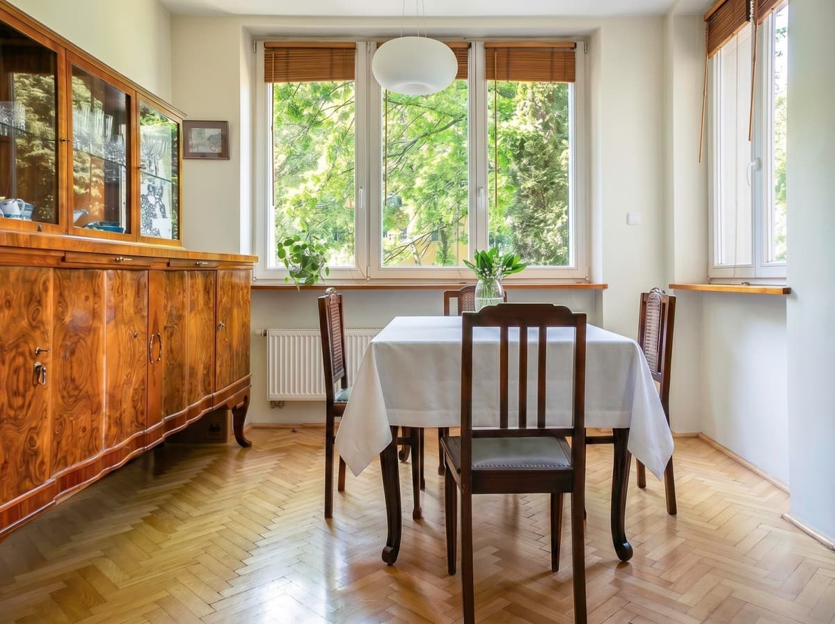 Spacious five-bedroom house with garden in Sadyba – 5