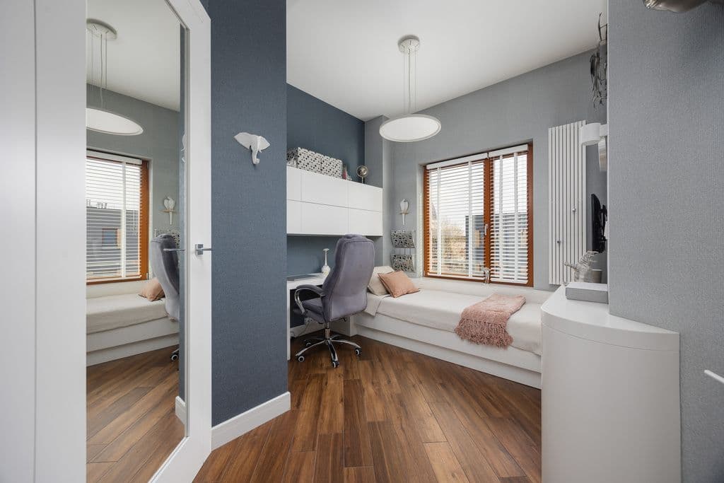 Stylish 5-room apartment with park-view terrace – 13