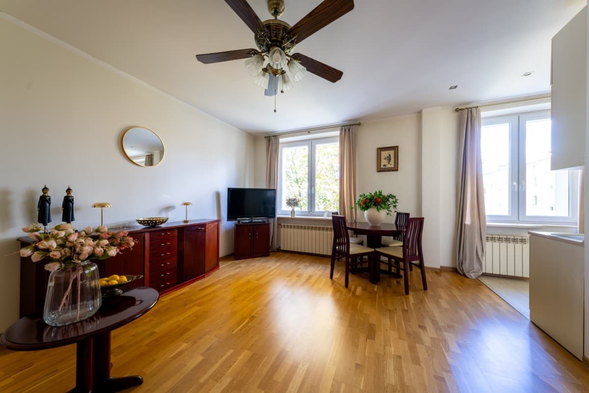 Charming 2-room flat in historic Stara Ochota – 12