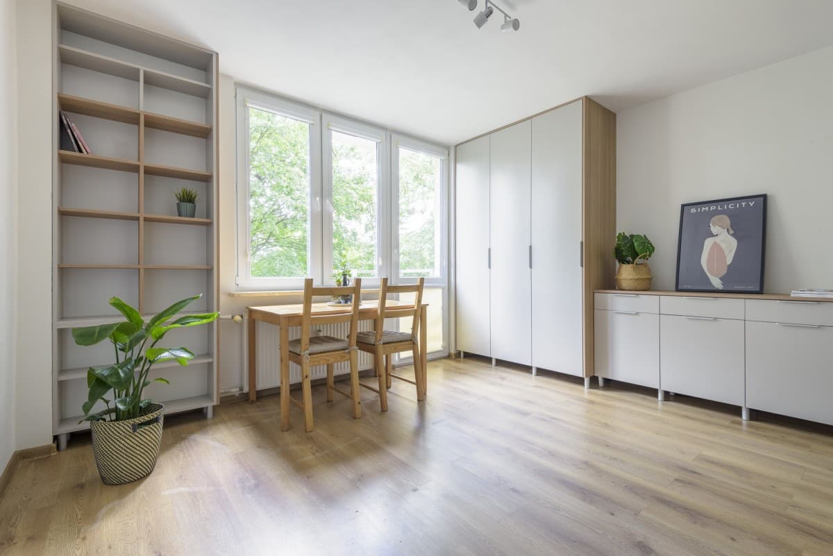 Cozy studio near Metro Bródno with balcony – 1