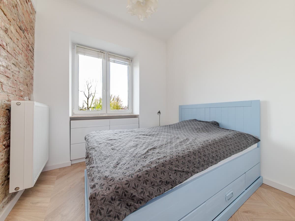 Modern 2-room apartment with separate kitchen in Grochów – 4