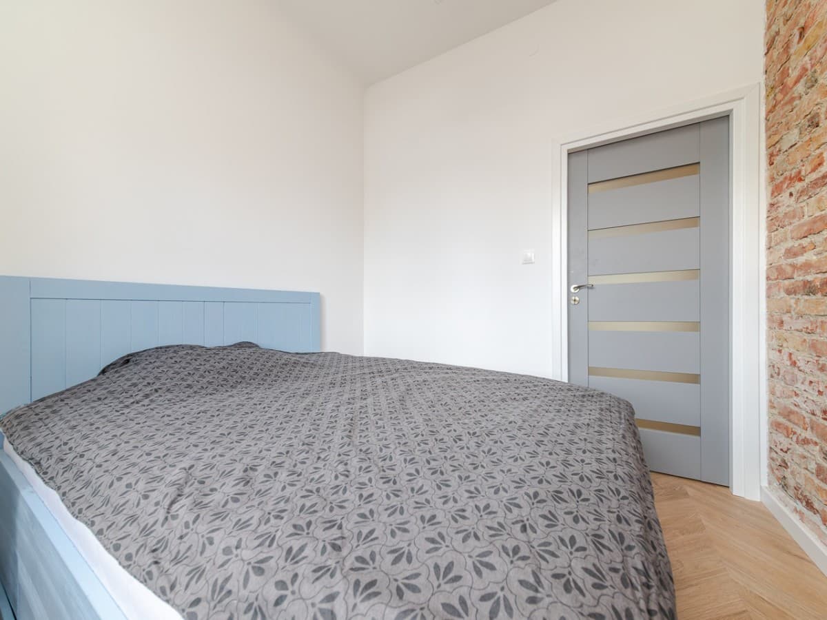 Modern 2-room apartment with separate kitchen in Grochów – 5