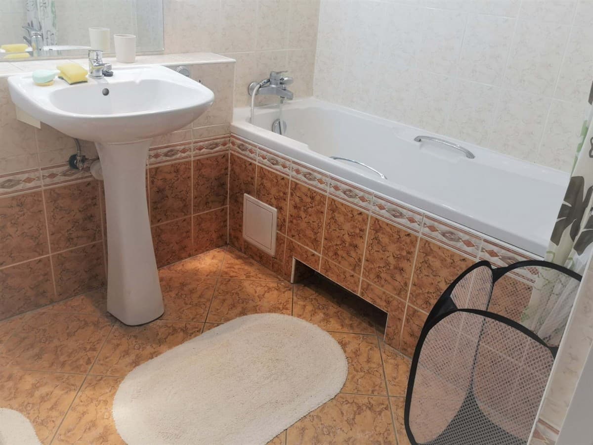 Sunny 2-room apartment with balcony in Targówek – 5
