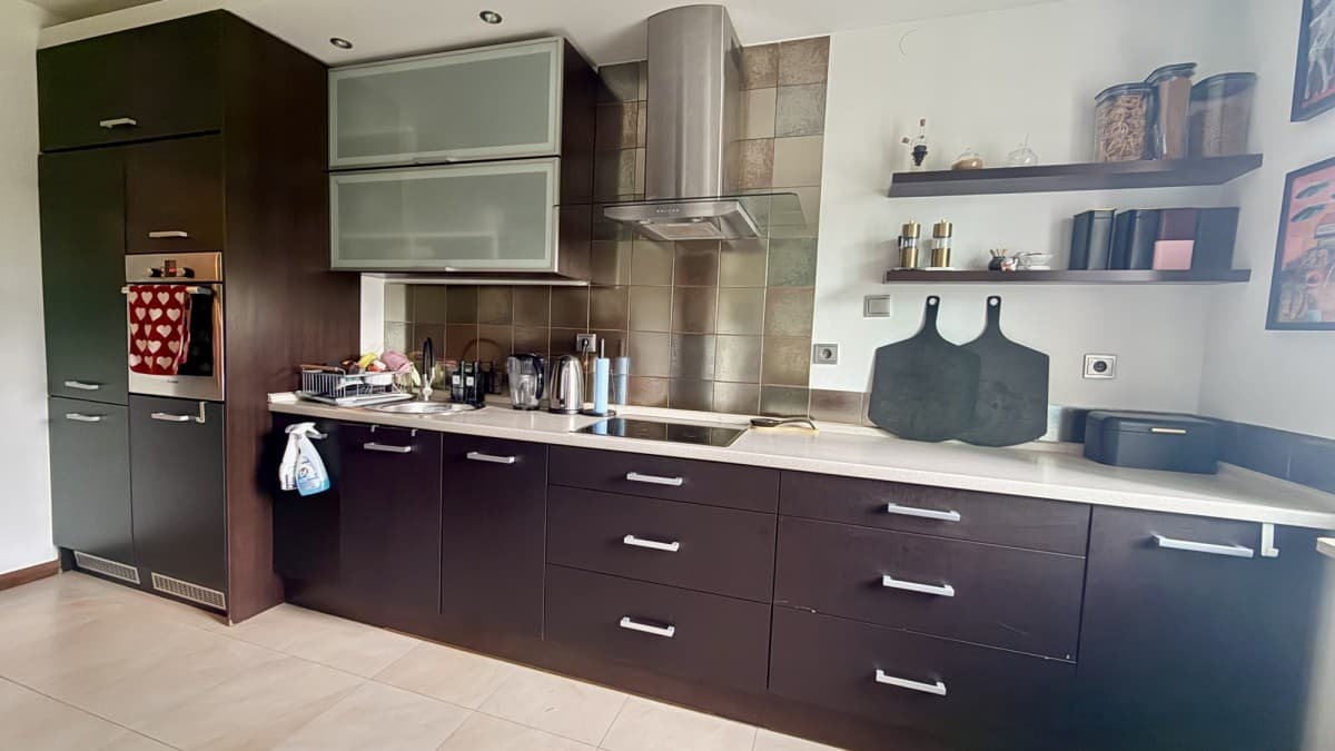 Spacious 2-room apartment with garage in Ursynów – 4