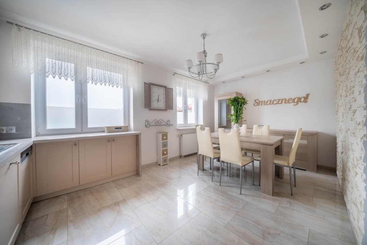 Spacious 85 m² apartment with potential in Stara Miłosna – 2