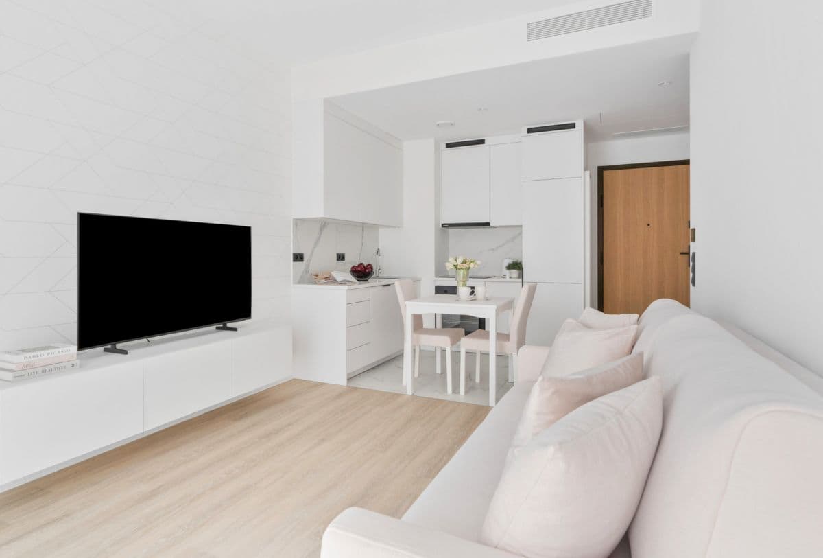New 2024 apartment next to the metro – 1