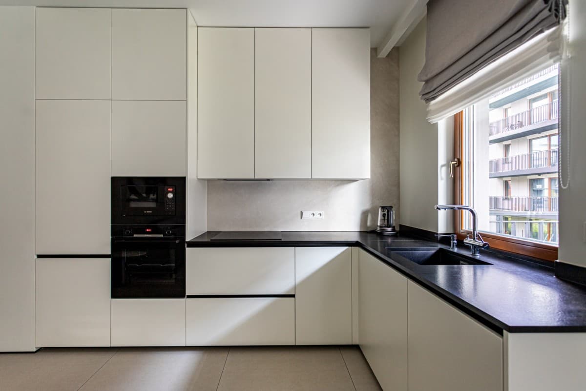 Elegant 3-room apartment in prestigious Royal Residence – 3