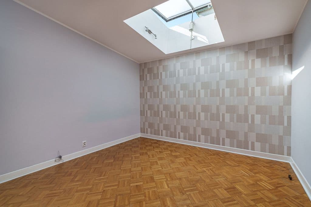 Spacious 3-room apartment with attic privacy – 7