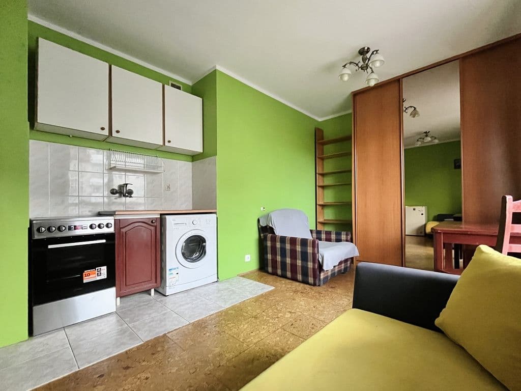 Functional studio with large balcony near metro – 4
