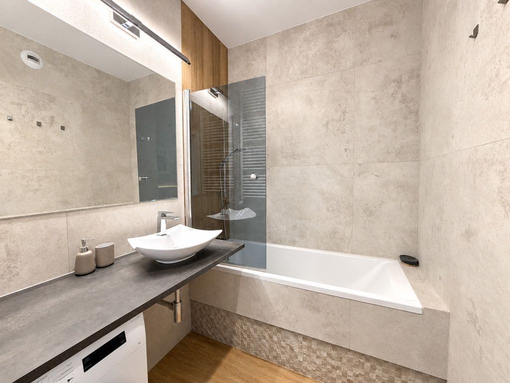 Modern apartment with AC near Rondo Daszyńskiego – 3