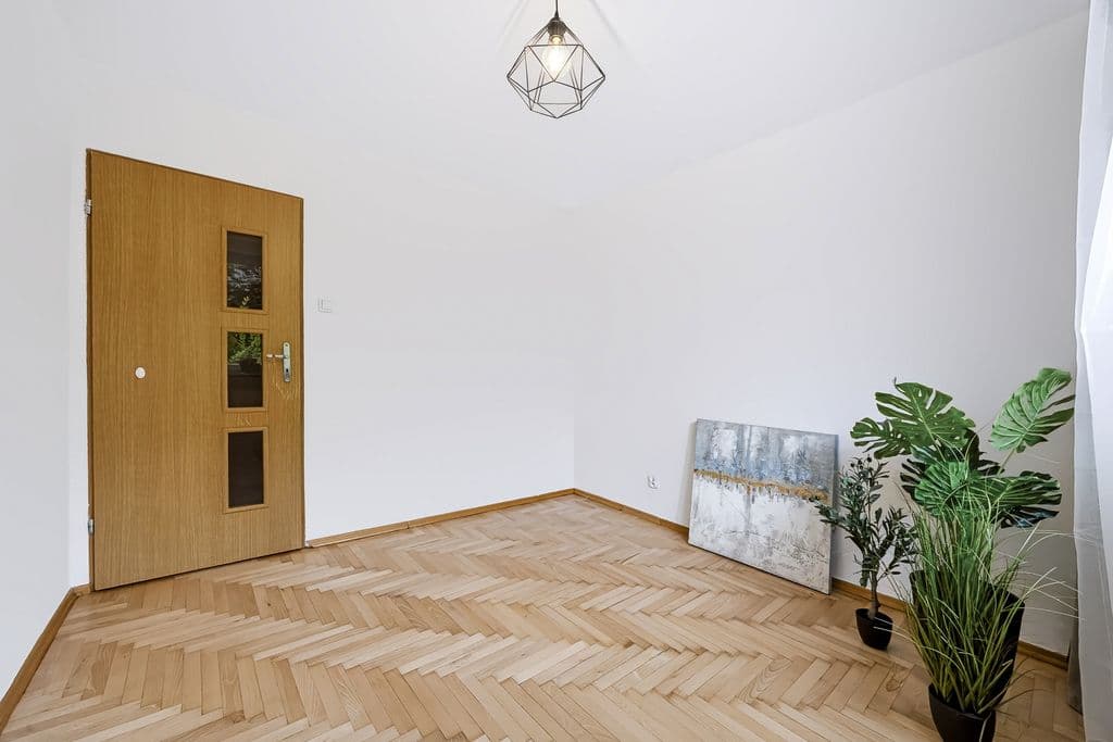 Charming three-room apartment with balcony in Mokotów – 7