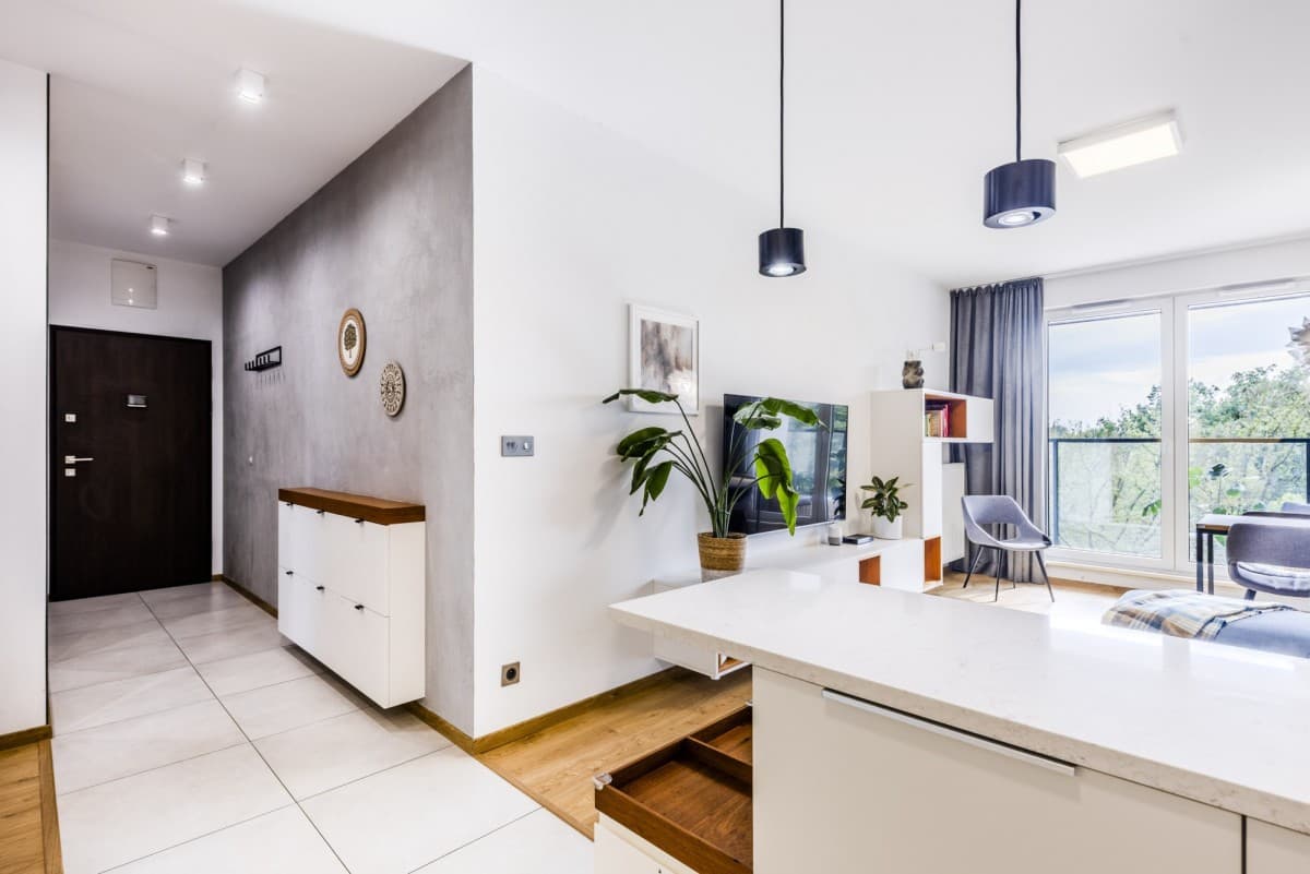 Artistic Żoliborz apartment with green views and garage – 18