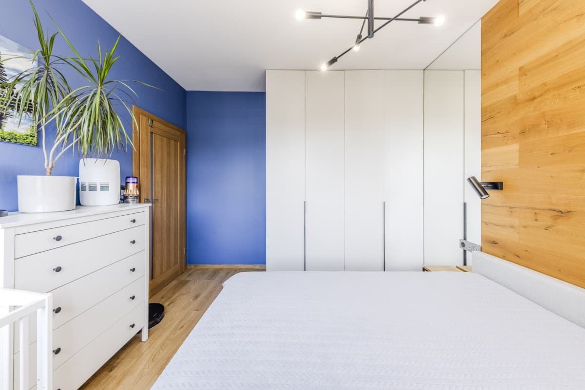 Artistic Żoliborz apartment with green views and garage – 11