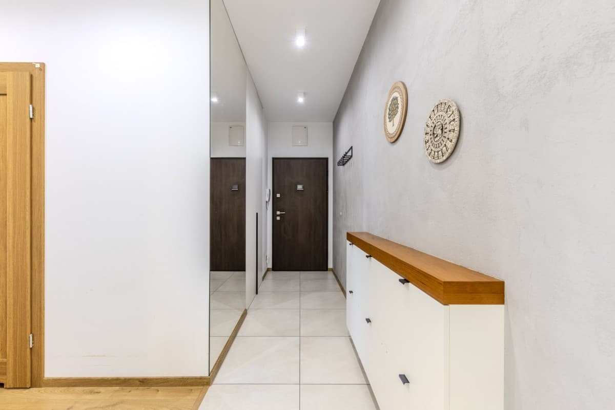 Artistic Żoliborz apartment with green views and garage – 21