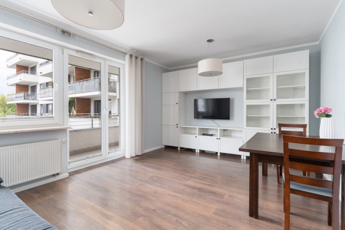 Spacious 3-room apartment in green Bemowo – 1