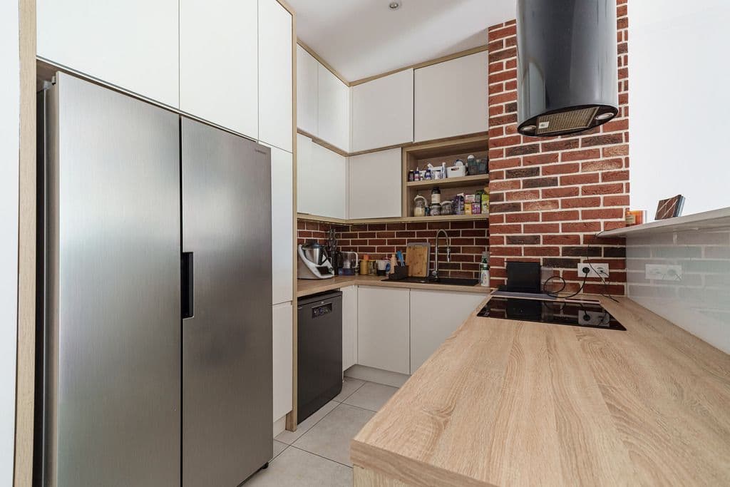 Spacious 4-room apartment with 80 m² gardens – 4
