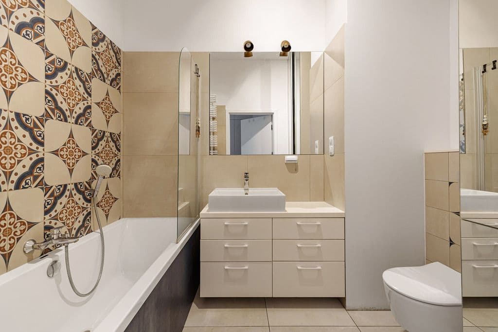 Spacious 4-room apartment with 80 m² gardens – 14