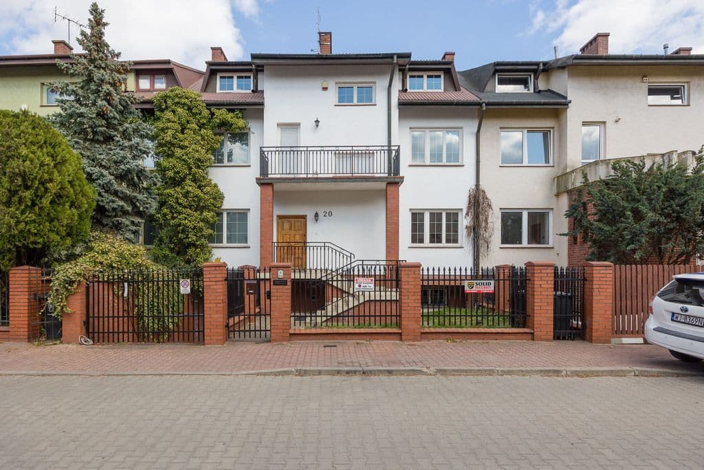 Spacious segment home in green Bemowo – 4