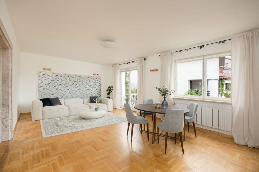 Spacious segment home in green Bemowo – 21